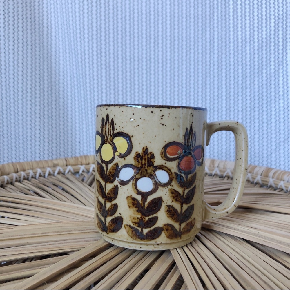 Vintage Mug
